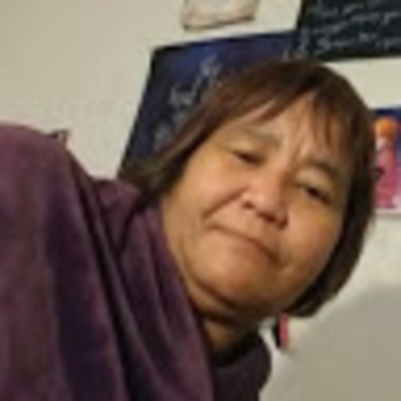 Meet your Posher, Loretta - Picture 1 of 1